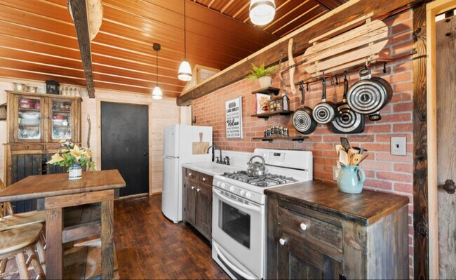 Foto del edificio - 34317 N Bardill St