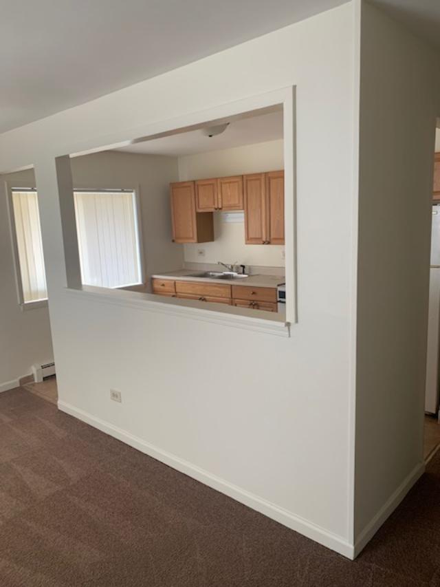 Foto del edificio - 706 W Huntington Commons Rd