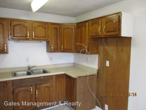 Building Photo - 1514 N Miami Blvd
