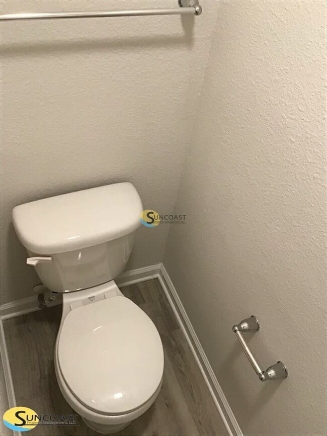 Building Photo - 7847 Mariner St