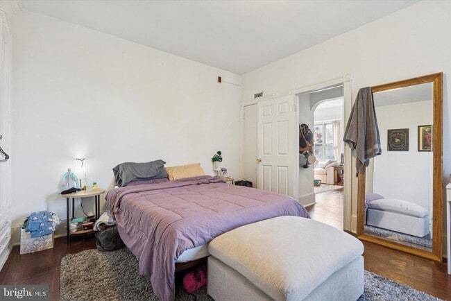 Building Photo - 344 Green Ln