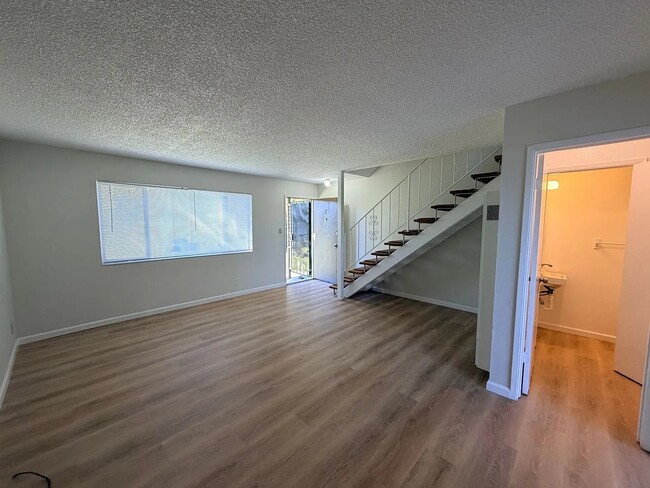 Building Photo - 1650 159th Ave