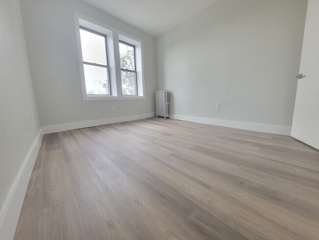 Foto del edificio - 158 Bergen Ave