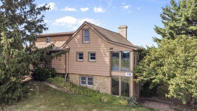 Building Photo - 118 Agape Wy