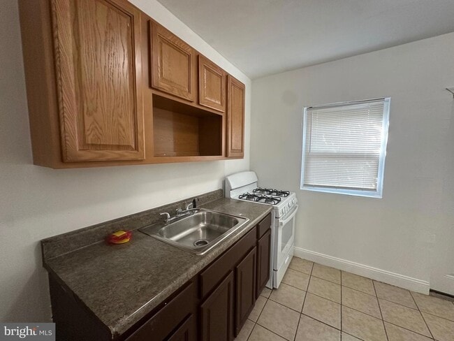 Foto del edificio - 3130 N Bambrey St