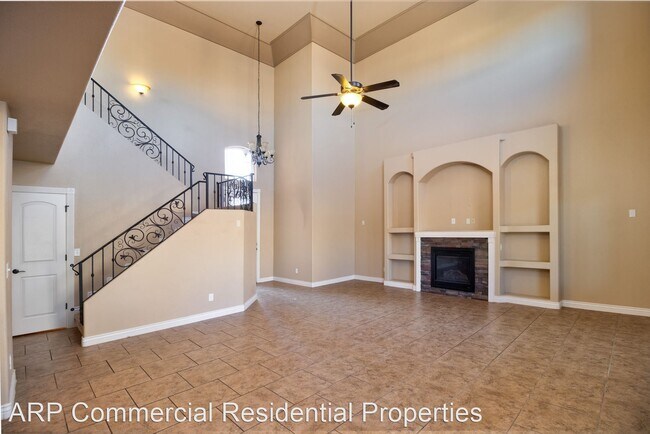 Building Photo - 3 br, 2.5 bath House - 11520 Pedro Lucero Dr
