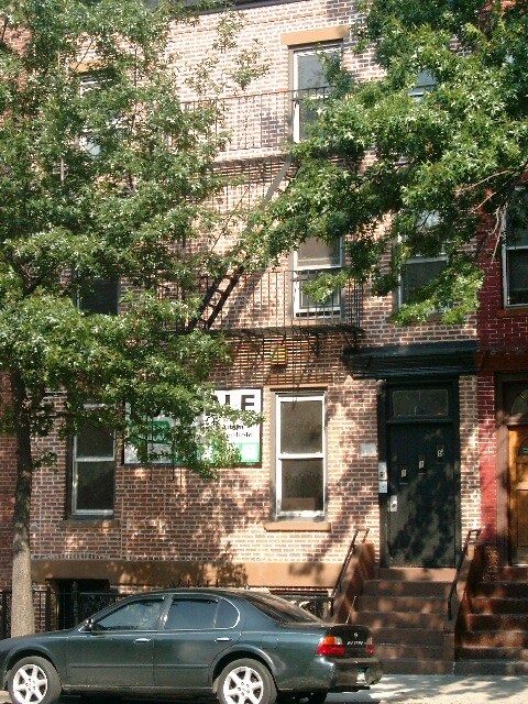 Building Photo - 115 Carlton Ave