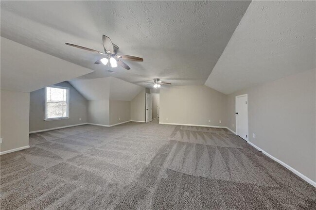 Foto del edificio - 210 Timber Laurel Ct