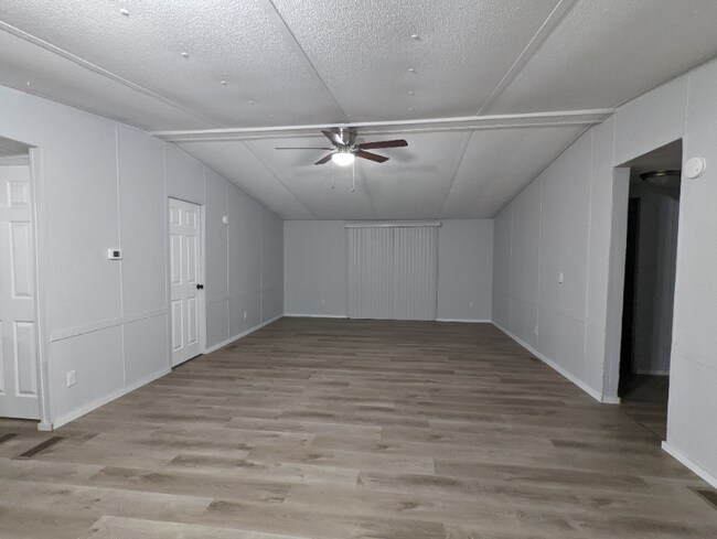 Building Photo - 4401 Keowee Rd