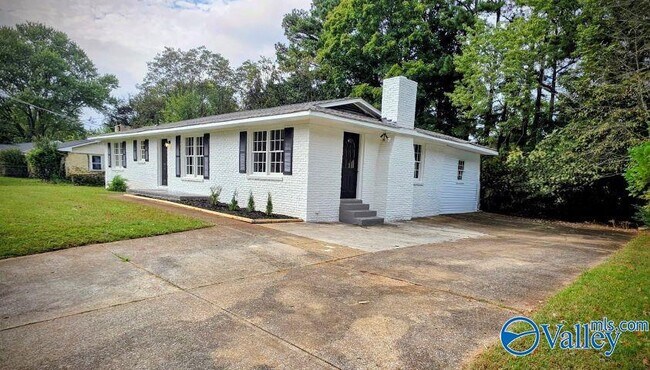 Foto del edificio - 2814 Claiborne Rd NW