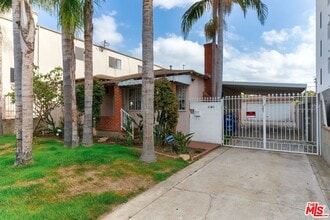 Building Photo - 4360 McLaughlin Ave