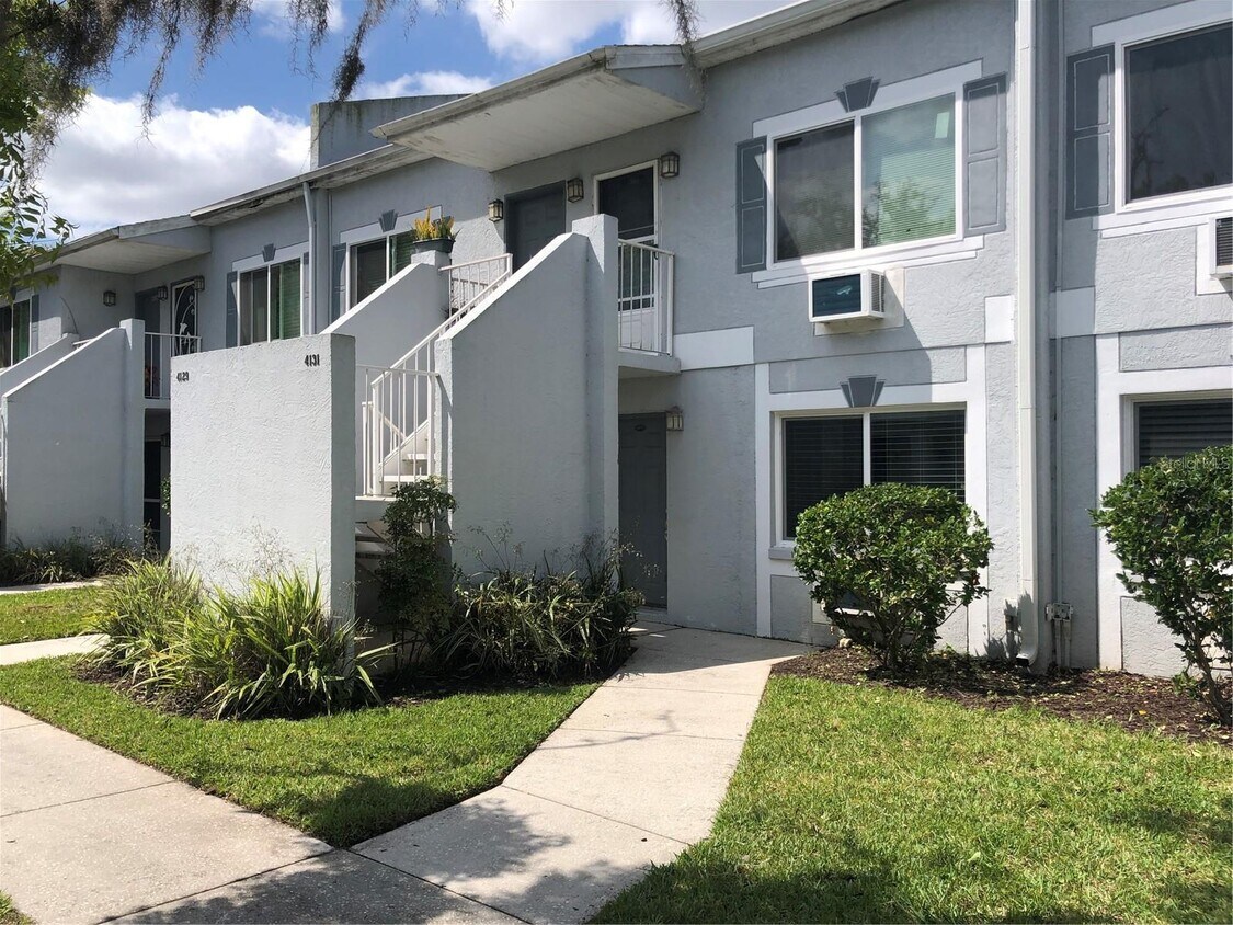 Primary Photo - 4132 Dolphin Dr