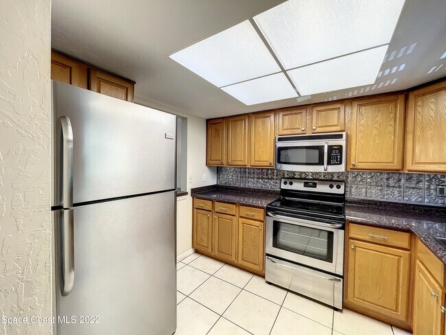 Building Photo - 205 Palmetto Ave