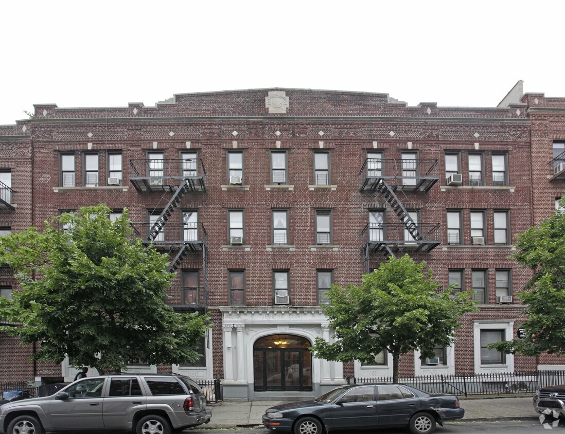 Building Photo - Jeanette Court