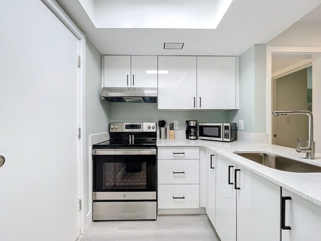 Foto del edificio - 1401 SE 15th St