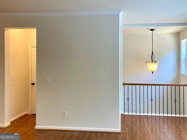 Building Photo - 4668 Creekside Villas Way