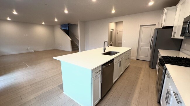 Foto del edificio - 414 W Snowberry Dr