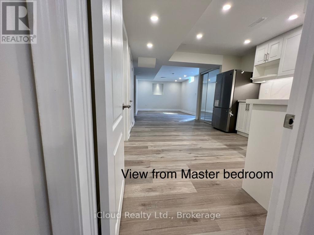 Photo principale - 1410 Storey Dr