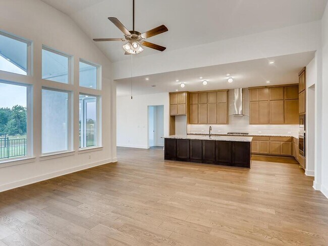 Building Photo - 12016 Mesa Verde Dr