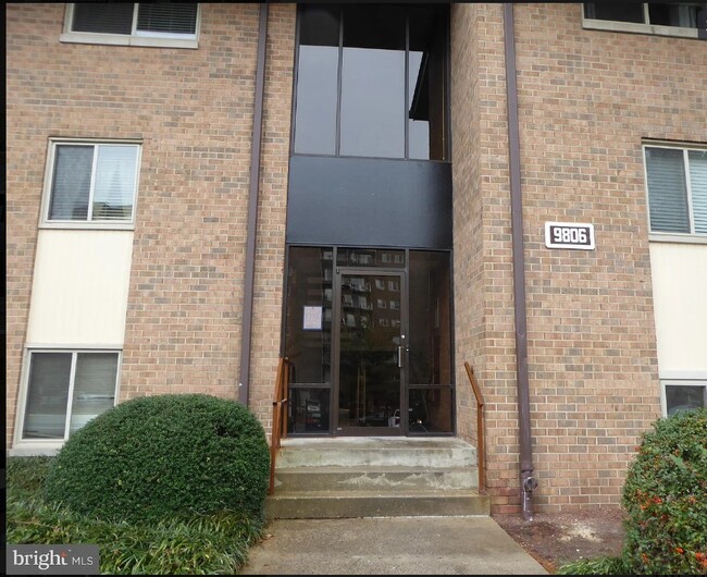 Building Photo - 9806 Walker House Rd