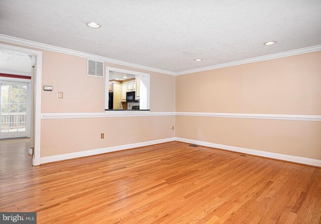 Foto del edificio - 202 Lodge Cliff Ct