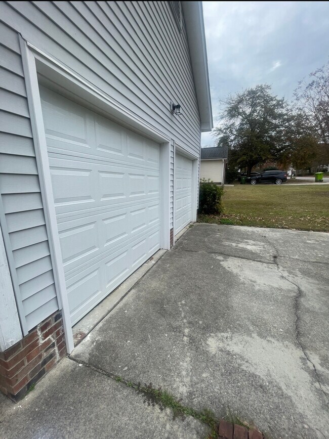 Foto del edificio - 205 N Trace Ln