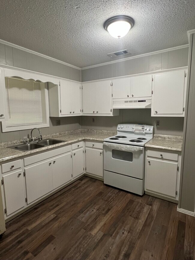 Foto del edificio - 3984 Liberty Rd