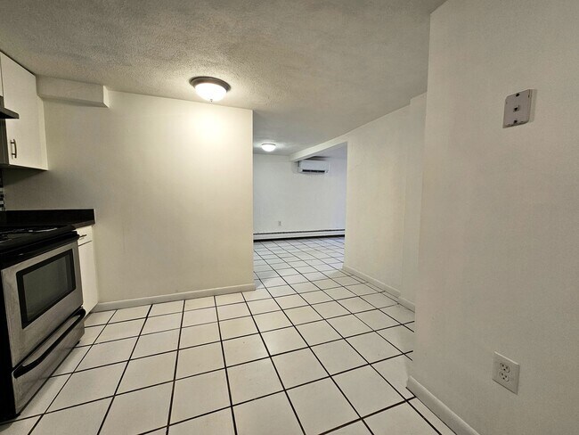 Foto del edificio - 350 Vane St