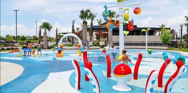 Foto del edificio - 27314 Azure Fls Dr