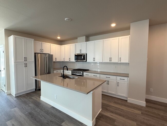 Building Photo - 8896 Yellowcress St