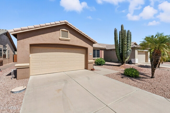 Building Photo - 17934 W Deneen Way