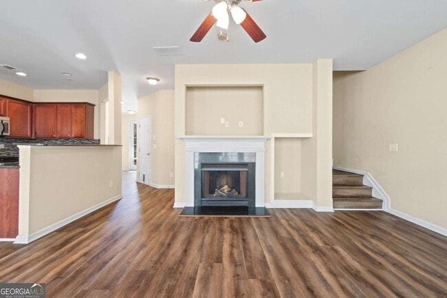 Building Photo - 3323 Castleberry Rd
