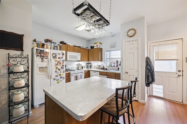 Foto del edificio - 23634 Wildwood Green Way
