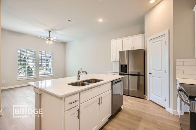 Foto del edificio - 908 Hudson Way
