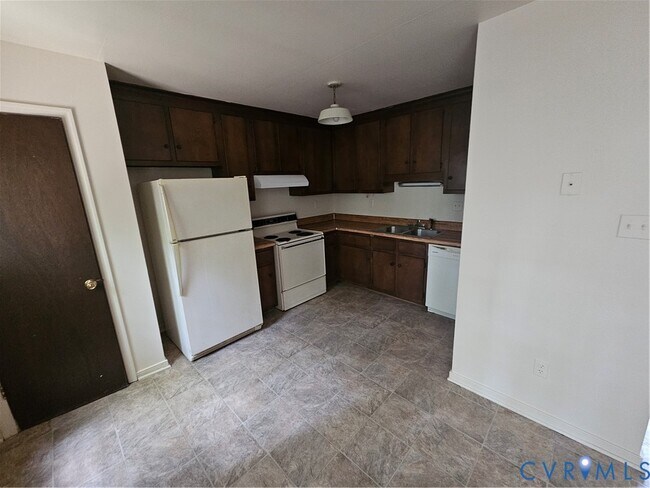 Foto del edificio - 2301 Ives Ln