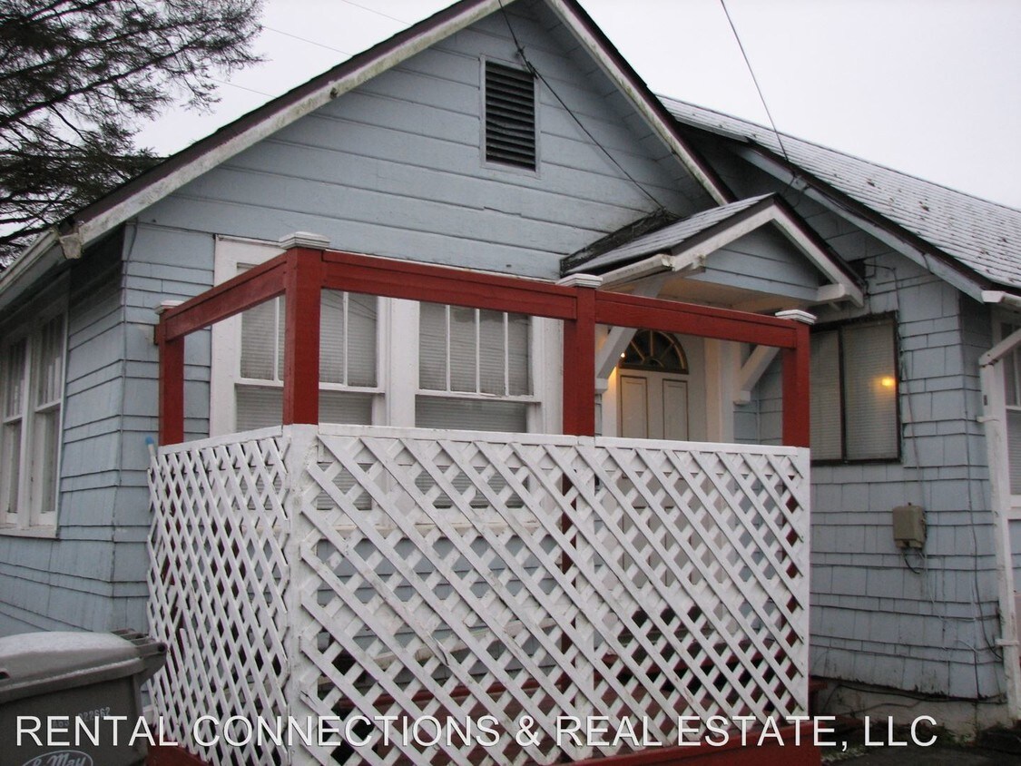 Primary Photo - 919 1/2 W Heron St