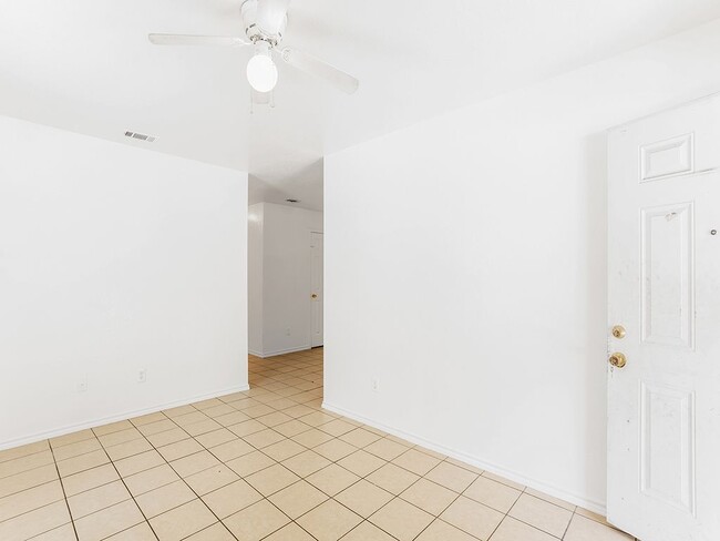 Photo - 315 Isbell Road Townhome
