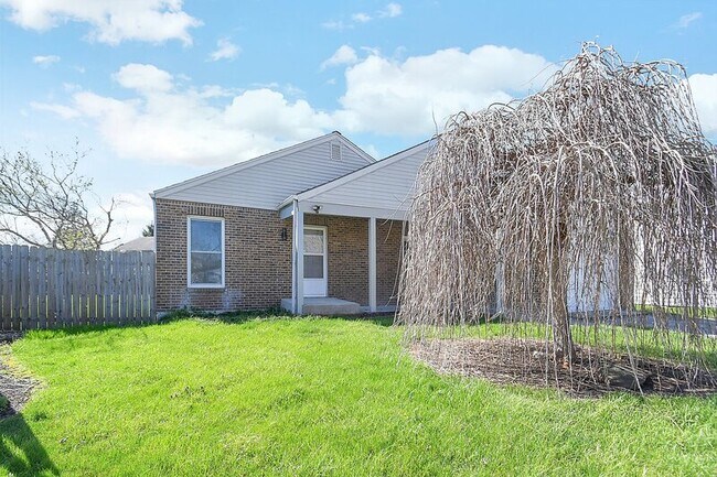 Building Photo - 1871 Willow Run Rd