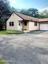 Building Photo - 3D Quincy Dr