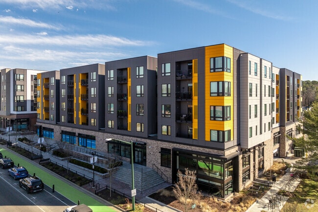Current Midtown - Current Midtown Apartments