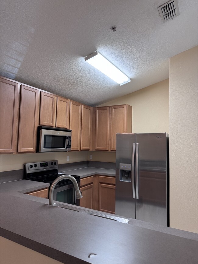 Building Photo - 575 Oakleaf Plantation Pkwy
