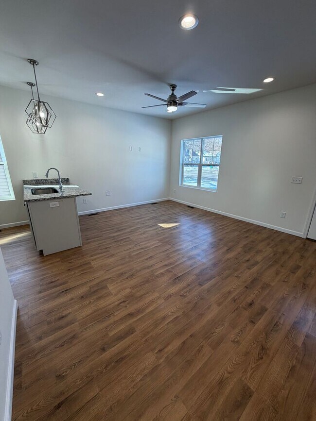 Foto del edificio - 3 Bedroom | 2 Bathroom | 1 Car Garage | Springfield MO!