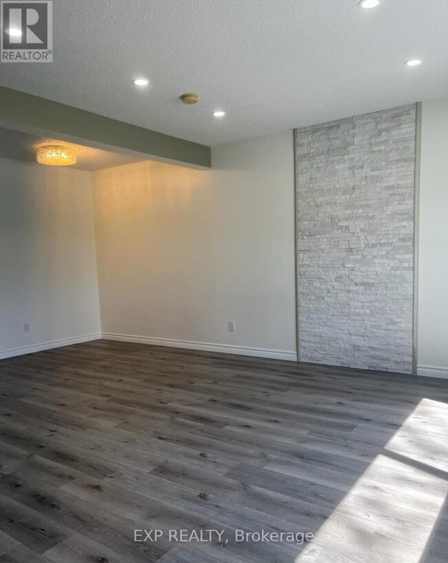Building Photo - 135 Belmont Dr