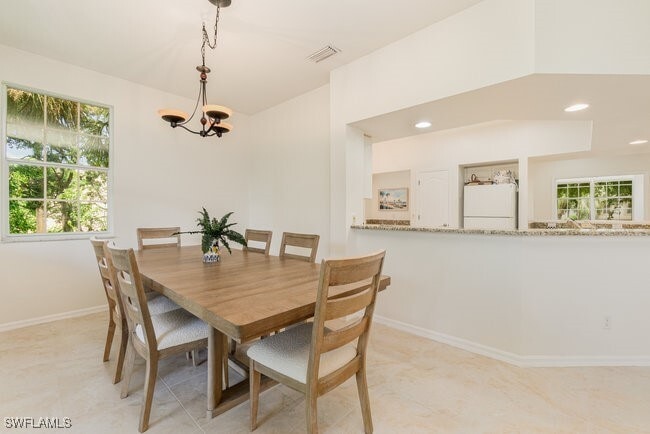 Building Photo - 9021 Las Maderas Dr