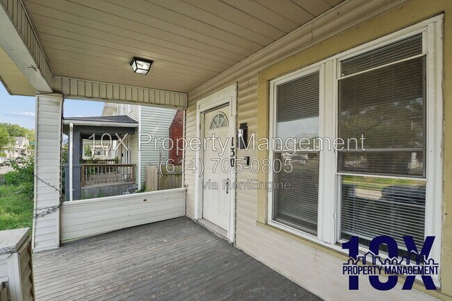 Building Photo - 130 S Richardson Ave