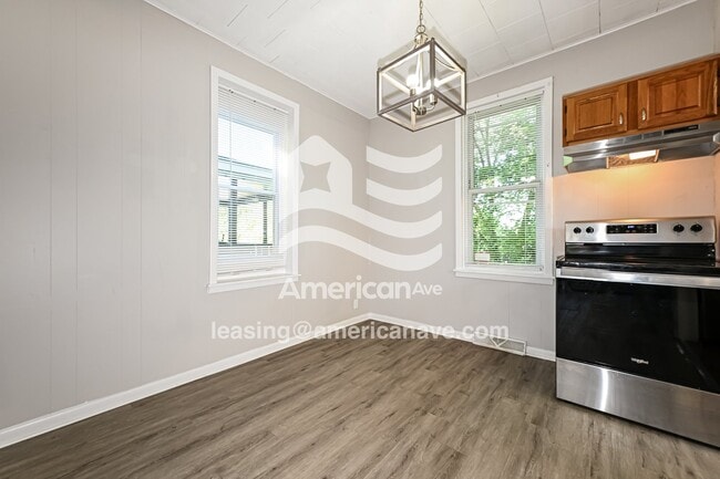 Foto del edificio - 1008 Hancock Ave