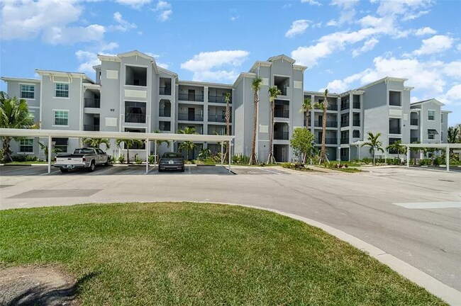 Foto del edificio - 14121 Heritage Landing Blvd