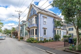 Building Photo - 30 Boardman St