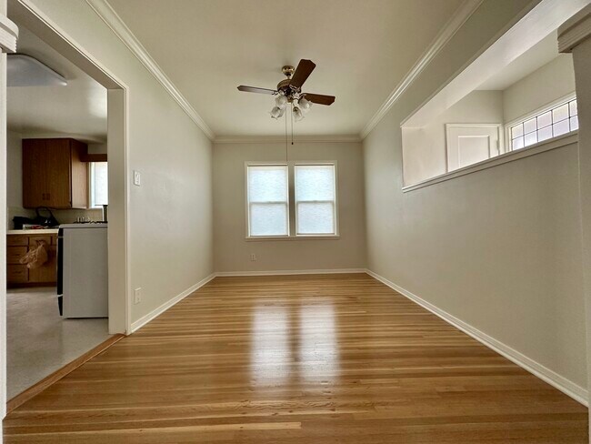 dining room - 1605 Cabrillo Ave