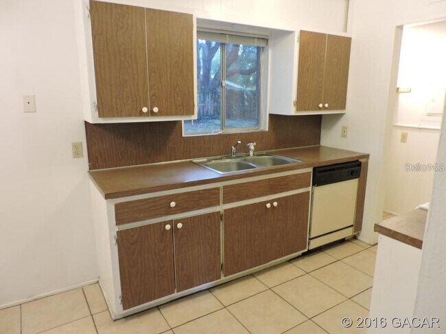 Building Photo - 2100 NW 55th Terrace